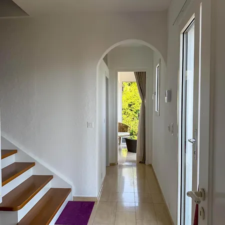 Casa Ai Monti By Holap Sa *
